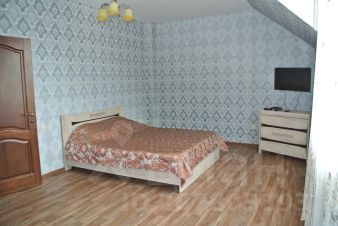 1-комн. кв 52 м2, 3/3 эт
