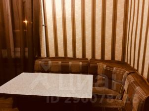 2-комн.кв., 70 м², этаж 2