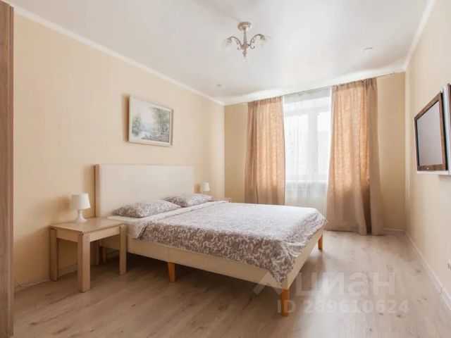 2-комн., 70 м², 6/9 этаж