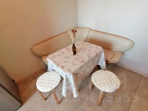 2-комн.кв., 60 м², этаж 18