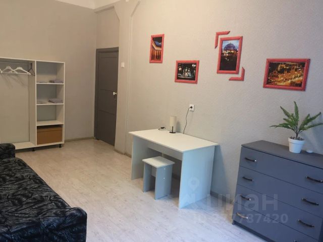 2-комн., 57 м², 1/4 этаж