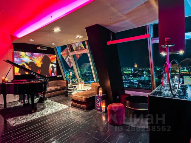 2-комн., 85 м², 57/58 этаж