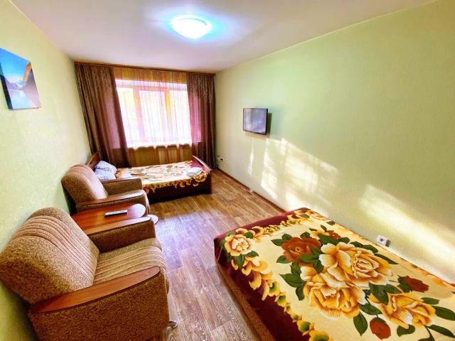 1-комн., 42 м², 2/5 этаж