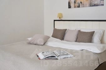 1-комн. кв 42 м2, 1/13 эт