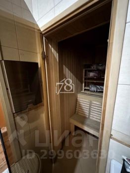 2-комн.кв., 81 м², этаж 1