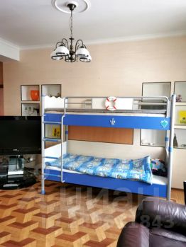 2-комн.кв., 80 м², этаж 4