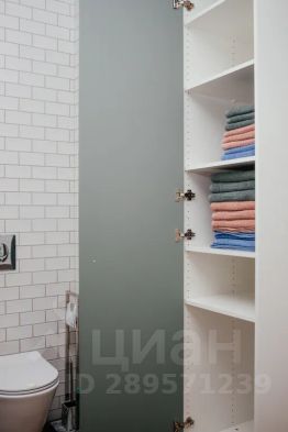 2-комн.кв., 120 м², этаж 18