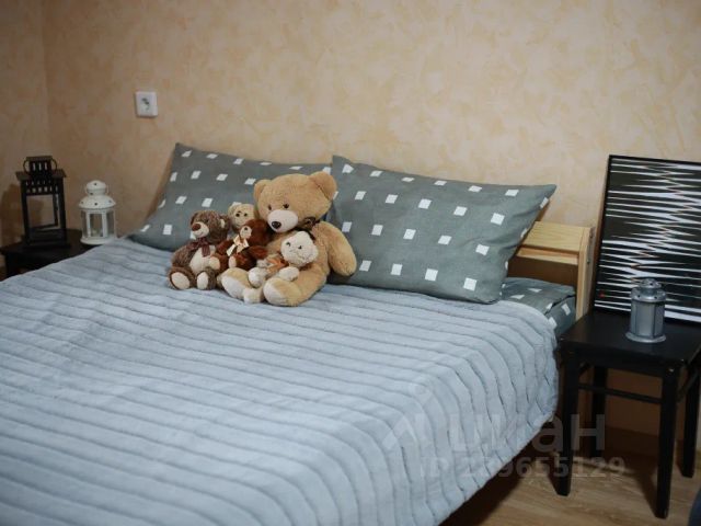 1-комн., 42 м², 13/17 этаж
