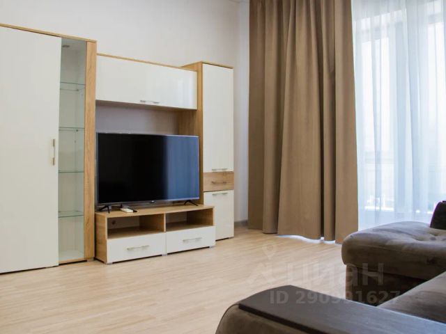 2-комн., 64 м², 1/5 этаж