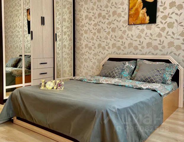 2-комн., 65 м², 13/25 этаж