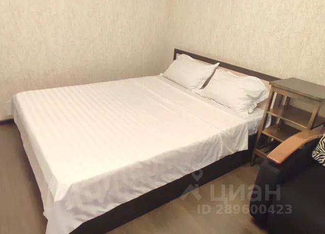 1-комн., 42 м², 8/10 этаж