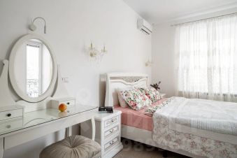 3-комн.кв., 90 м², этаж 2