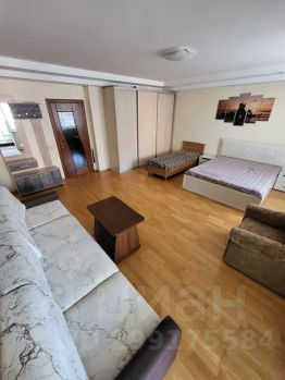 2-комн.кв., 70 м², этаж 2