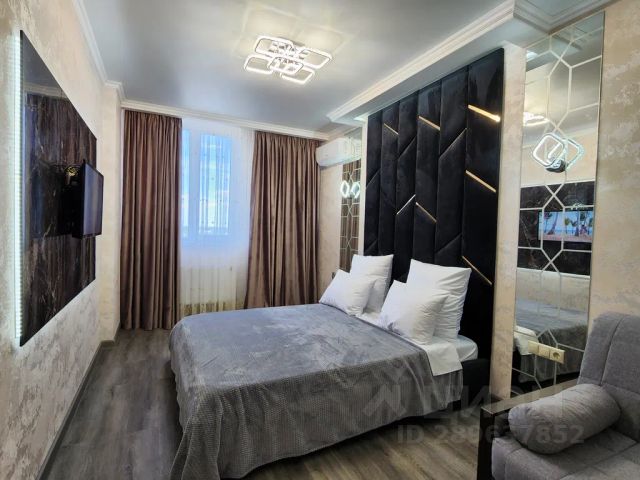 1-комн., 42 м², 23/25 этаж