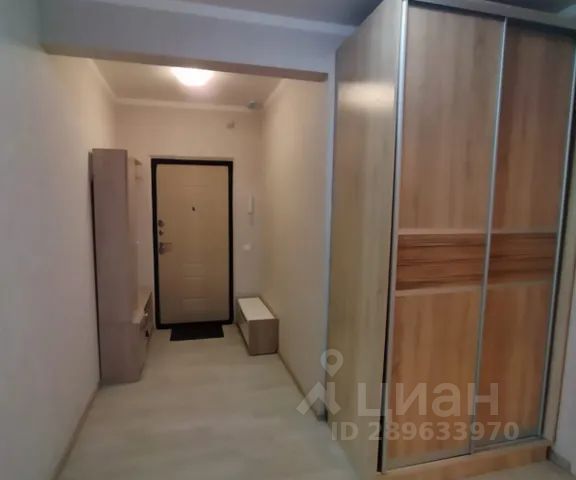 2-комн., 43 м², 1/19 этаж