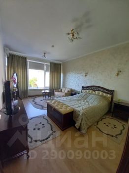 2-комн.кв., 90 м², этаж 5