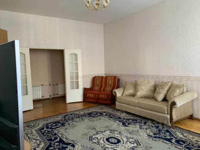 2-комн., 76 м², 3/4 этаж