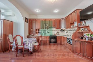 2-комн.кв., 52 м², этаж 4