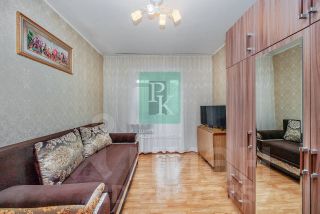 3-комн.кв., 70 м², этаж 3