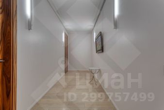 5-комн.кв., 310 м², этаж 2