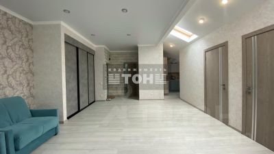 3-комн.кв., 76 м², этаж 8