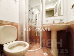 4-комн.кв., 100 м², этаж 3