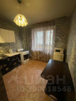 1-комн.кв., 40 м², этаж 3