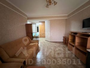 2-комн.кв., 80 м², этаж 4