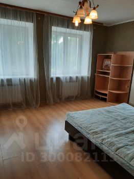 1-комн.кв., 42 м², этаж 3