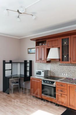 2-комн.кв., 56 м², этаж 14