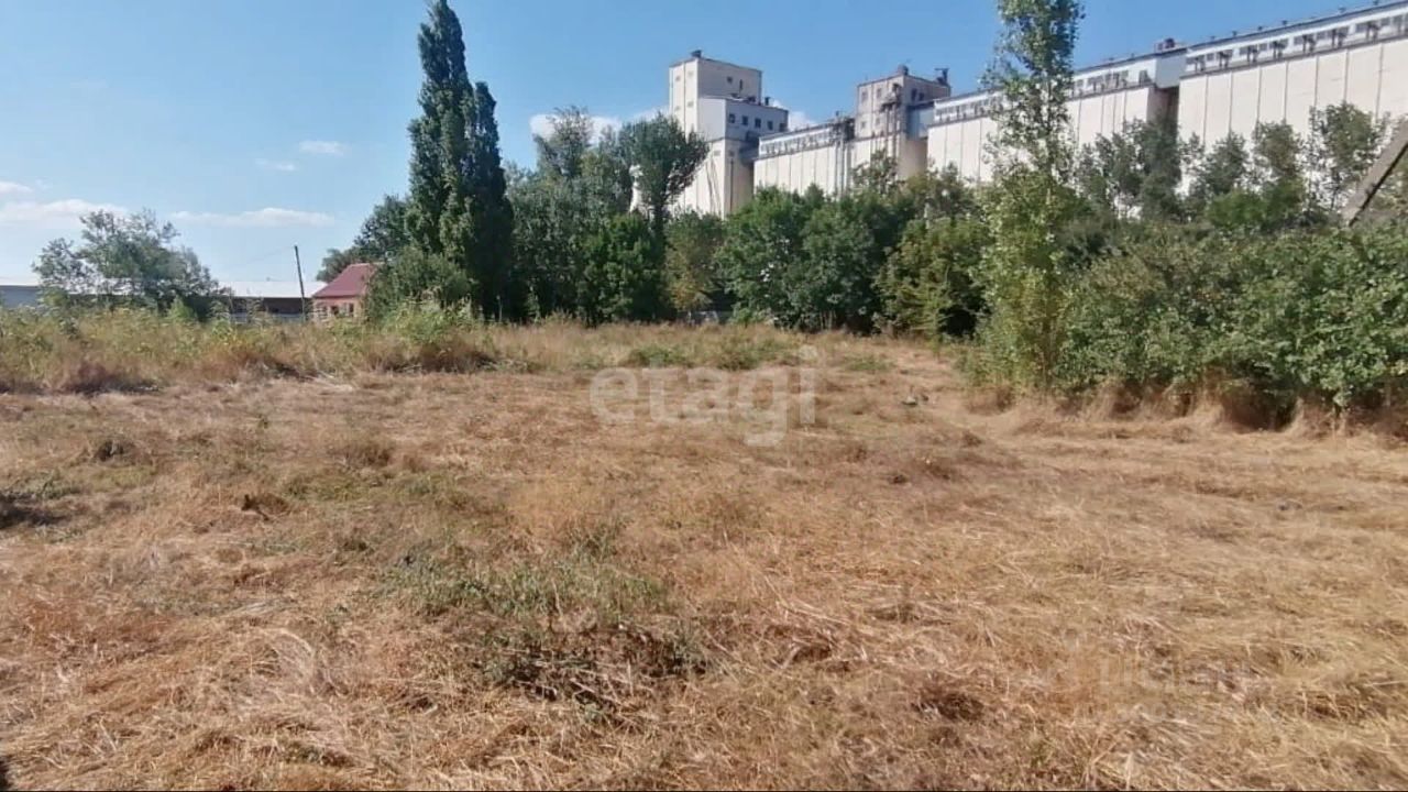 Купить земельный участок на улице Центральная в станице Полтавская, продажа  земельных участков - база объявлений Циан. Найдено 2 объявления