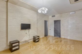 4-комн.кв., 178 м², этаж 6