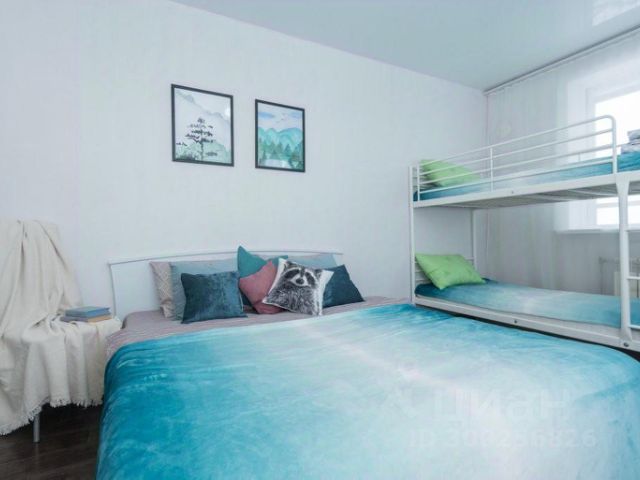 2-комн., 72 м², 1/1 этаж