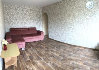 2-комн.кв., 45 м², этаж 1