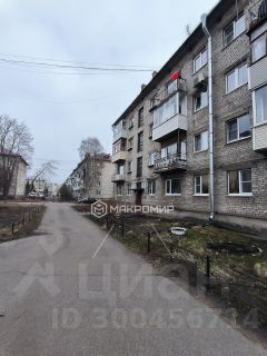 1-комн.кв., 32 м², этаж 3