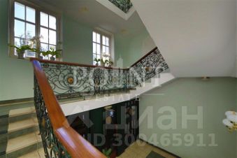 4-комн.кв., 152 м², этаж 1