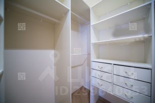 3-комн.кв., 160 м², этаж 2