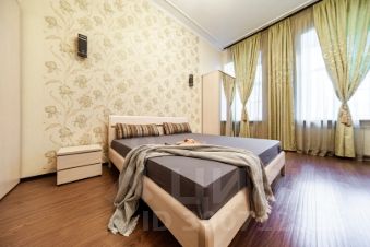 3-комн.апарт., 100 м², этаж 1