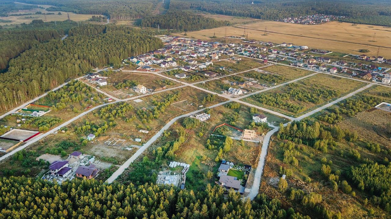 Купить земельный участок ИЖС в поселке Кирпичный Свердловской области,  продажа участков под строительство. Найдено 13 объявлений.