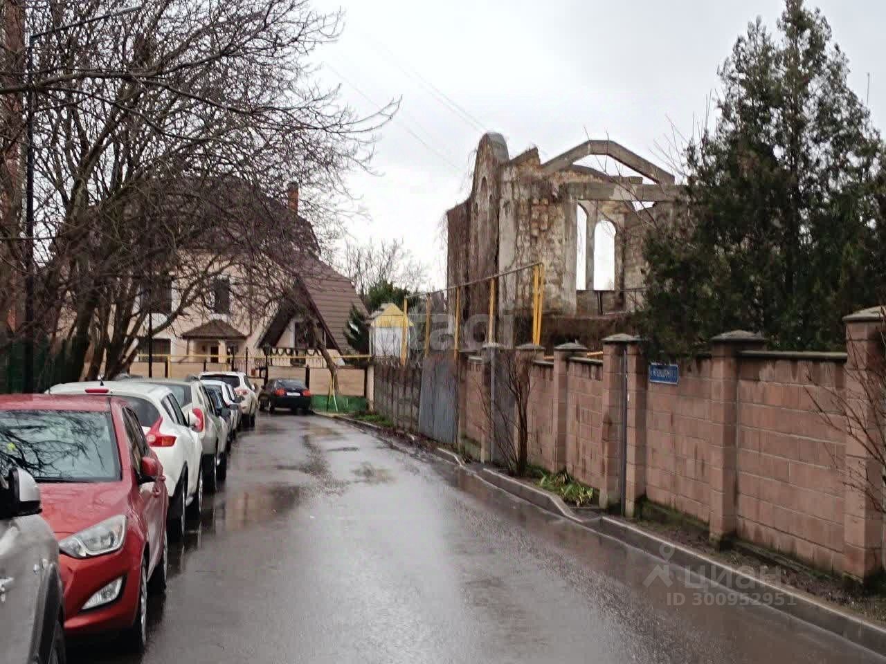 Купить загородную недвижимость в микрорайоне Москольцо в городе Симферополь,  продажа загородной недвижимости - база объявлений Циан. Найдено 3 объявления