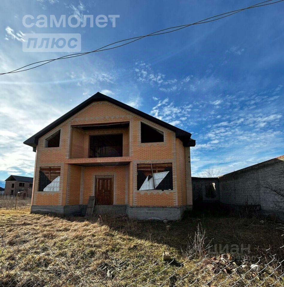 Купить большой дом в Урус-Мартановском районе республики Чеченская, продажа  больших коттеджей. Найдено 4 объявления.