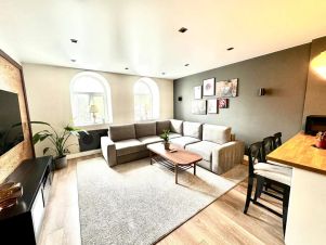 2-комн. кв 54 м2, 1/4 эт