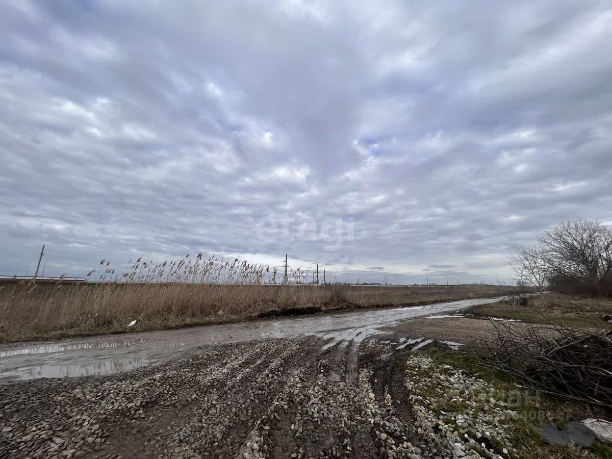 Купить загородную недвижимость на улице Димитрова в поселке городского типа  Ильский в городском поселении Ильское, продажа загородной недвижимости -  база объявлений Циан. Найдено 2 объявления