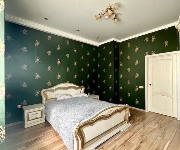 2-комн., 70 м², 9/13 этаж