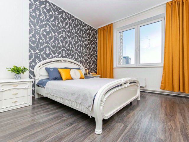 2-комн., 65 м², 1/1 этаж