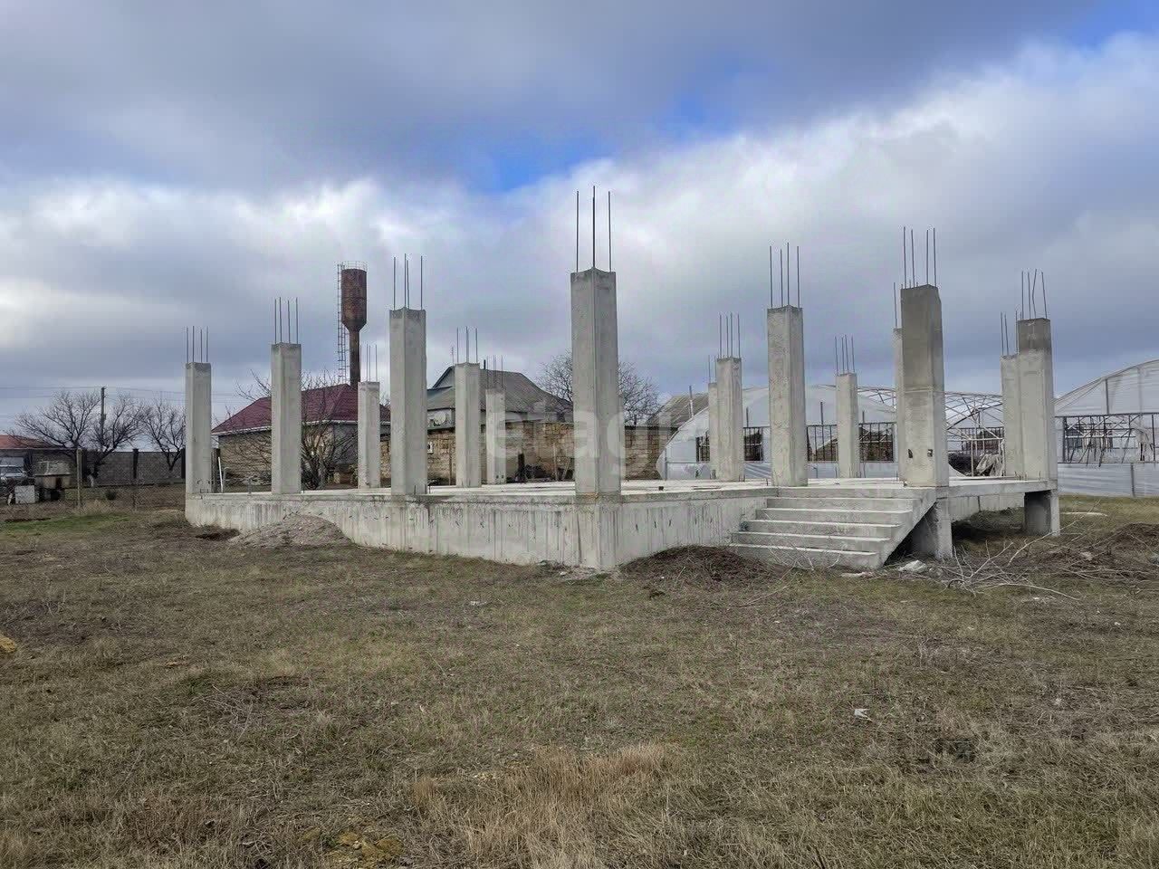 Купить загородную недвижимость на улице Ташкентская в поселке городского  типа Гвардейское, продажа загородной недвижимости - база объявлений Циан.  Найдено 1 объявление