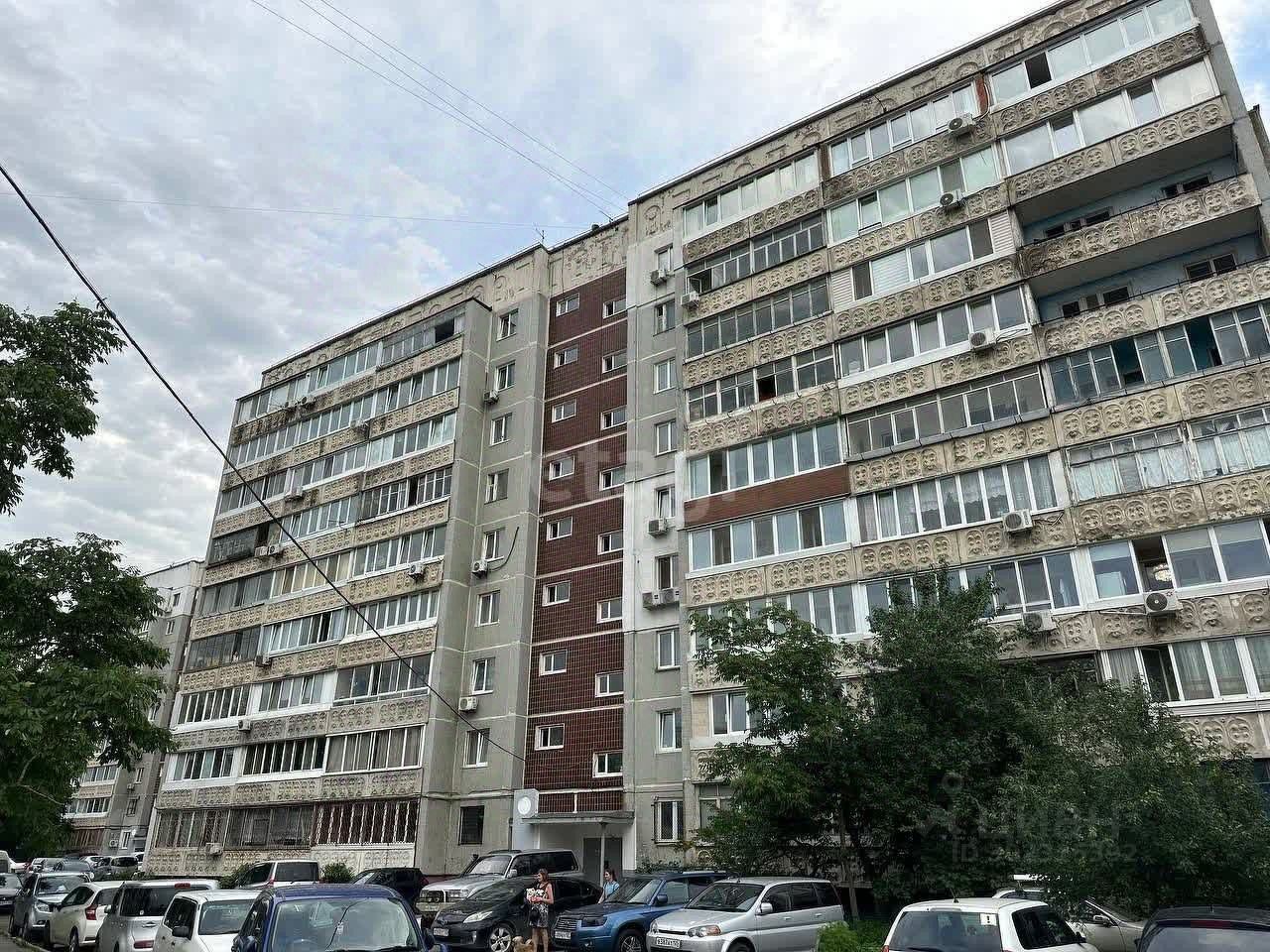 Купить 1-комнатную квартиру рядом со школой на улице Нейбута в городе  Владивосток. Найдено 13 объявлений.