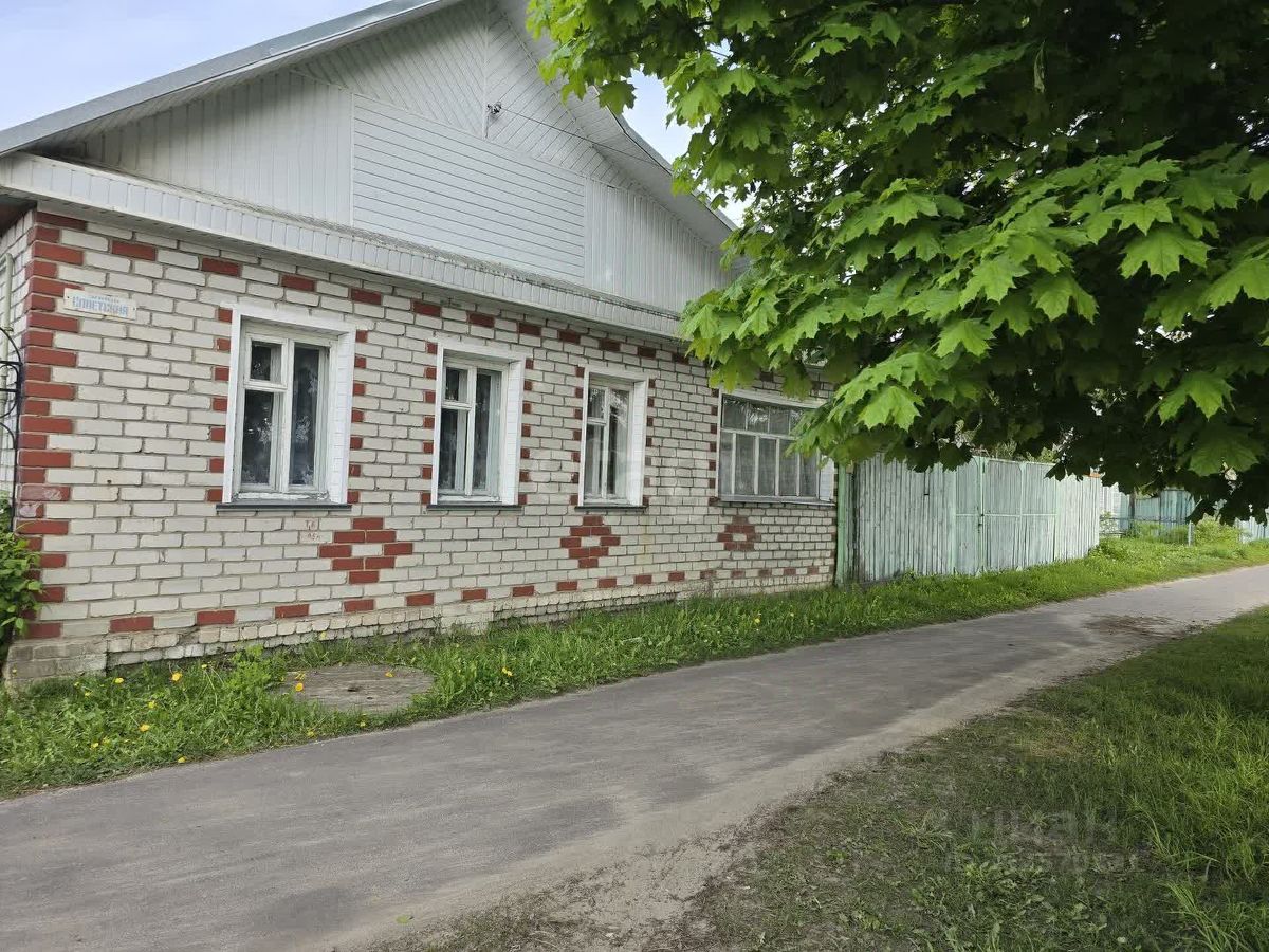 Купить дом на улице Советская в городе Карачев, продажа домов - база  объявлений Циан. Найдено 1 объявление