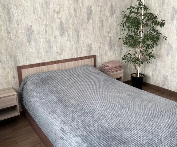 2-комн., 42 м², 11/17 этаж