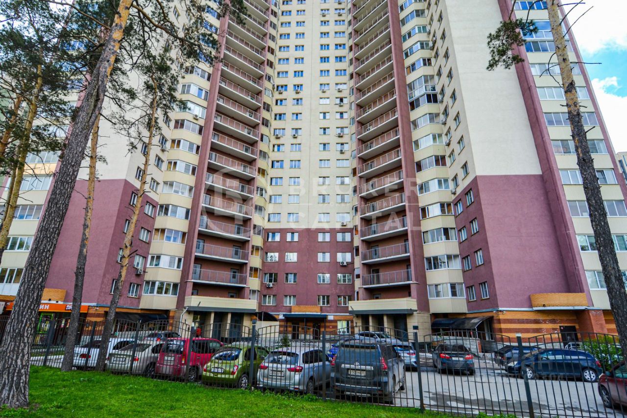 Продаю трехкомнатную квартиру 84,8м² Сухарная ул., 101/1, Новосибирск,  Новосибирская область, м. Площадь Гарина-Михайловского - база ЦИАН,  объявление 303109304